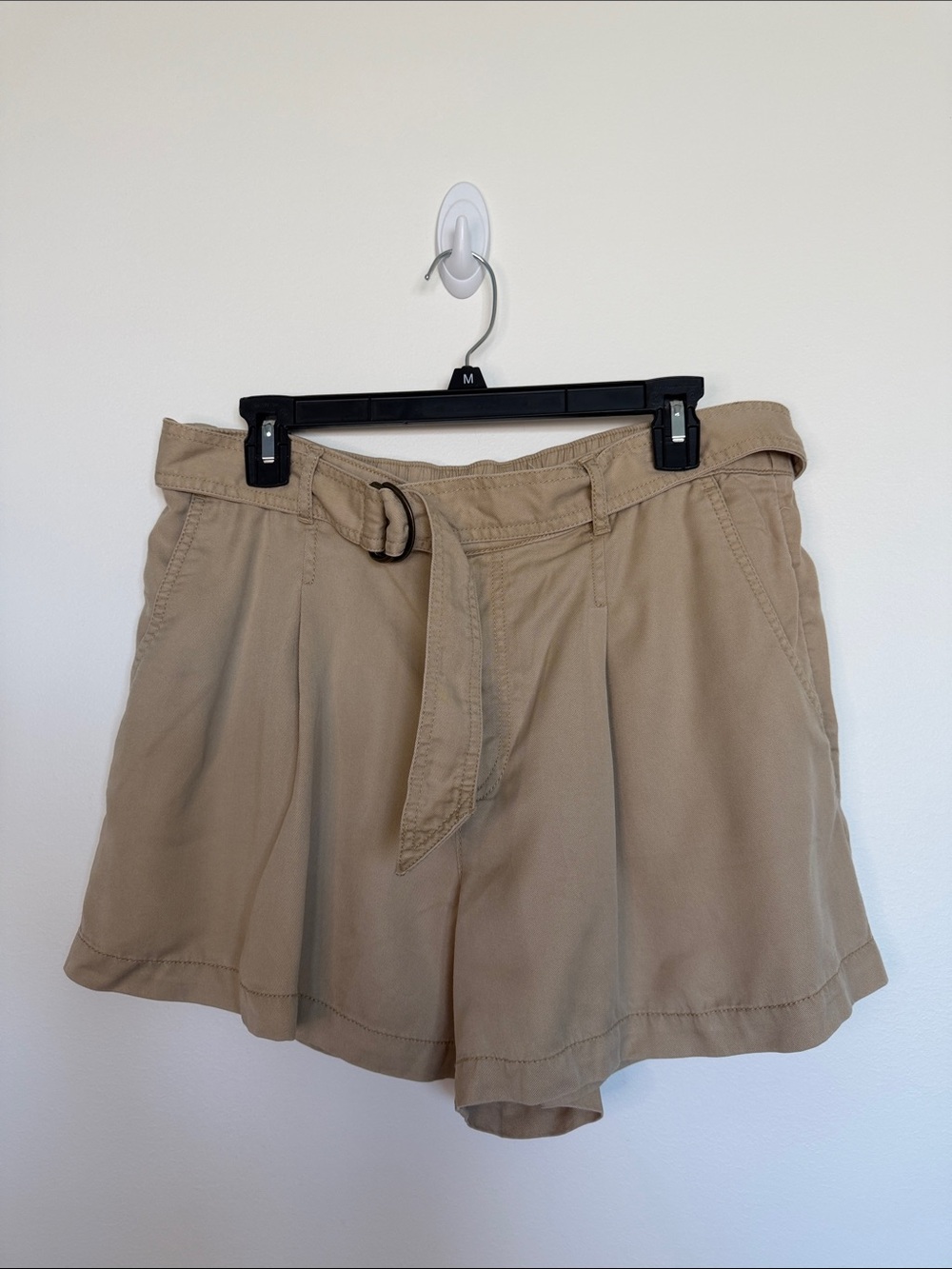 Belted khaki shorts